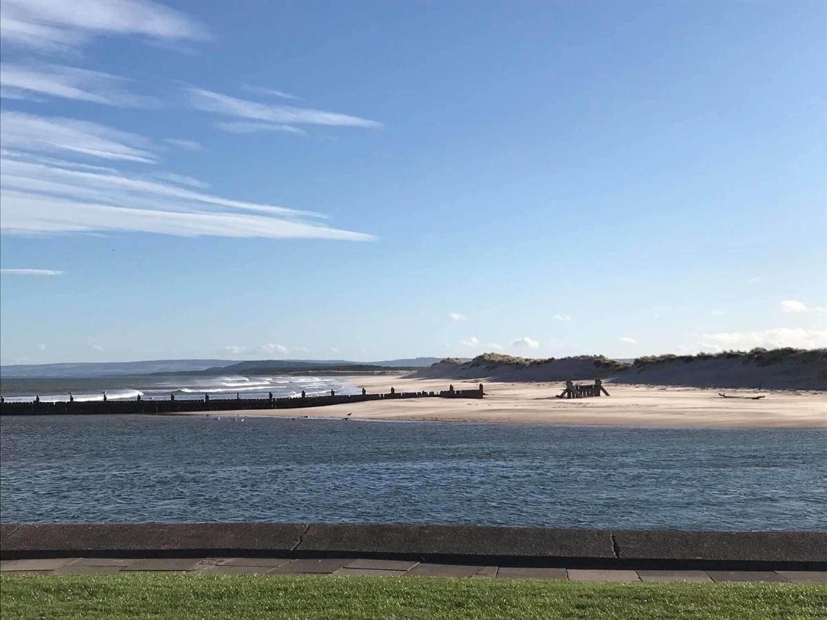 Ferienwohnung Skerry View - Overlooking The Moray Firth - Close To Beaches, Harbour, Shops And Restaurants Lossiemouth Exterior foto